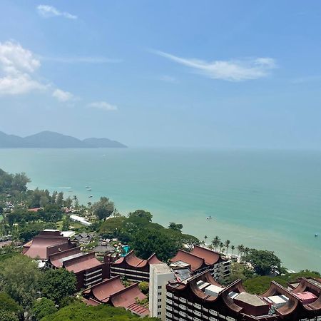 バツーフェリンギビーチThe Ferringhi Sea View At Sri Sayangアパートメント エクステリア 写真