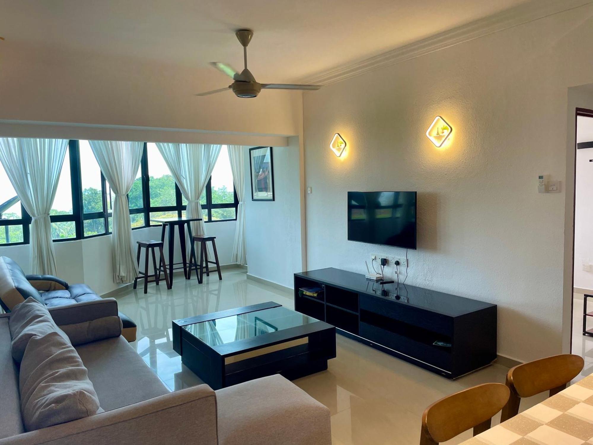 バツーフェリンギビーチThe Ferringhi Sea View At Sri Sayangアパートメント エクステリア 写真