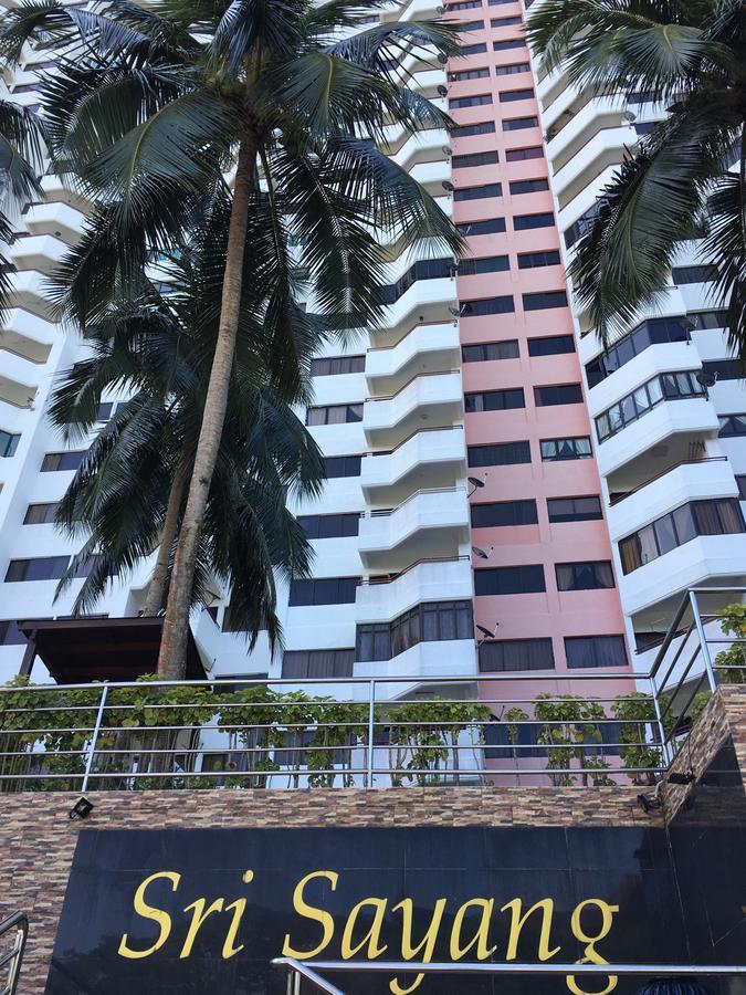 バツーフェリンギビーチThe Ferringhi Sea View At Sri Sayangアパートメント エクステリア 写真